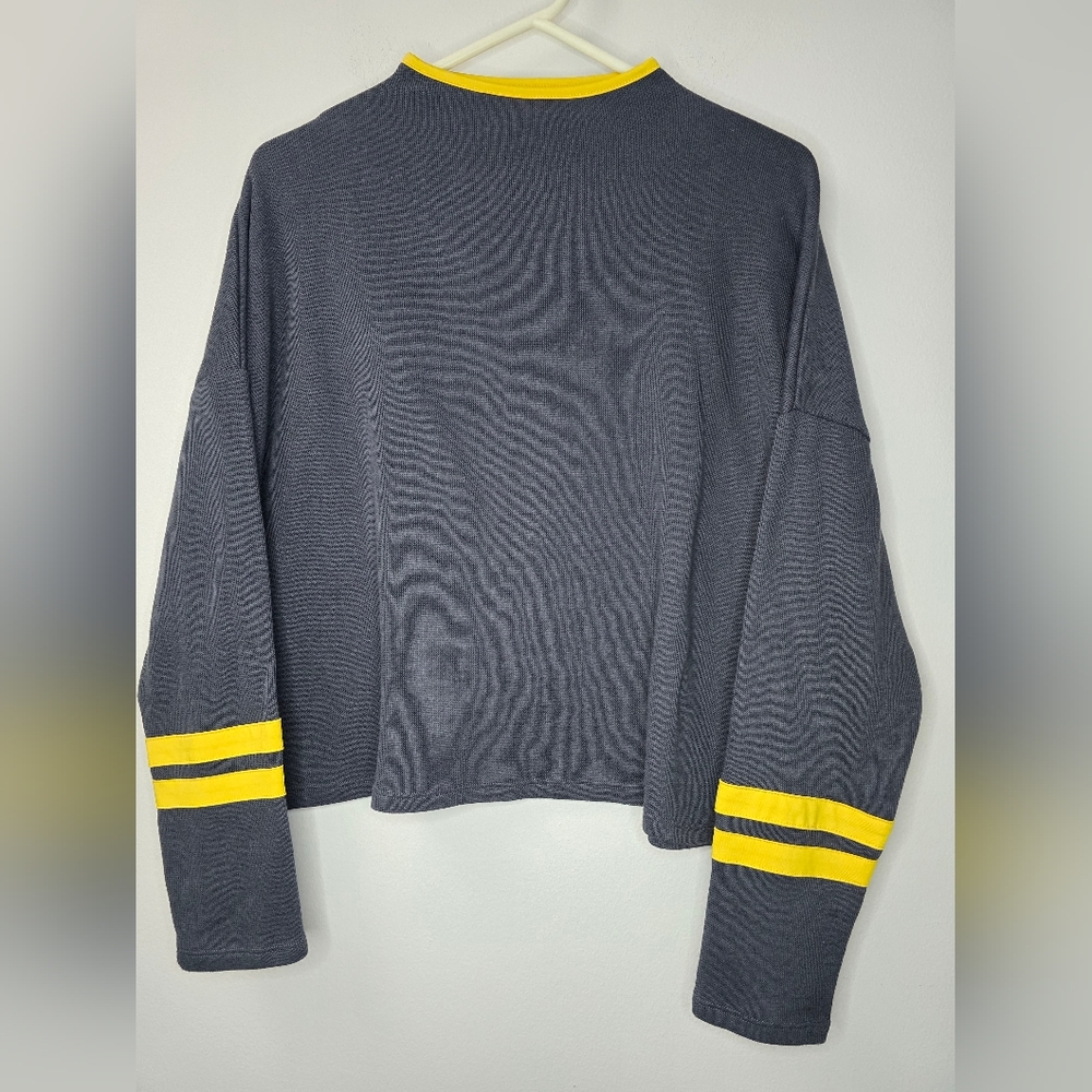 Aqua athletic pullover sweater oversized turtleneck grey with yellow size Med
